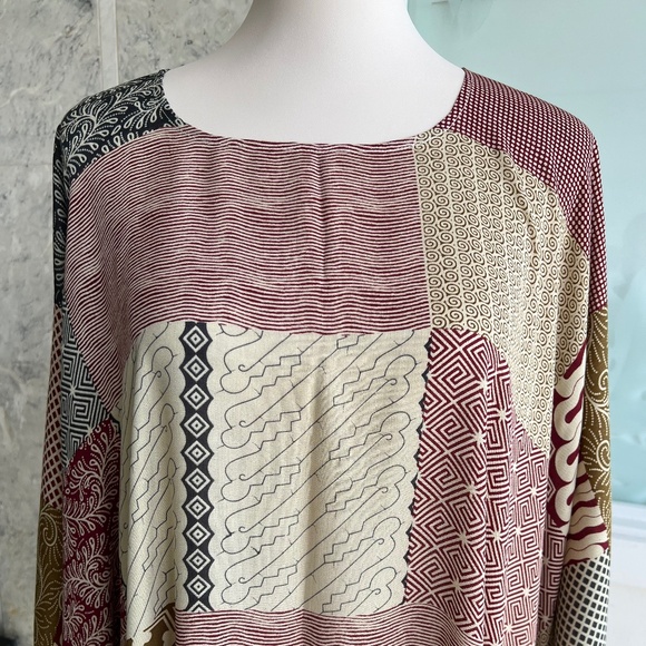 0026/ Red Black Color Poncho with fringed, Batik Poncho - Picture 4 of 6